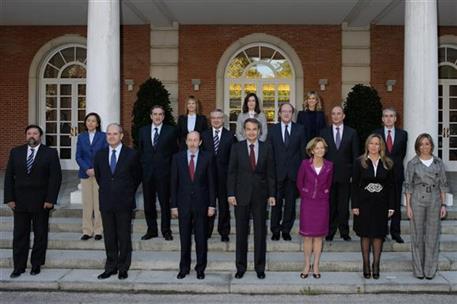 5/11/2010. 40Ninth Legislature (4. Group photo of the government of José Luis Rodríguez Zapatero following the cabinet reshuffle announced o...